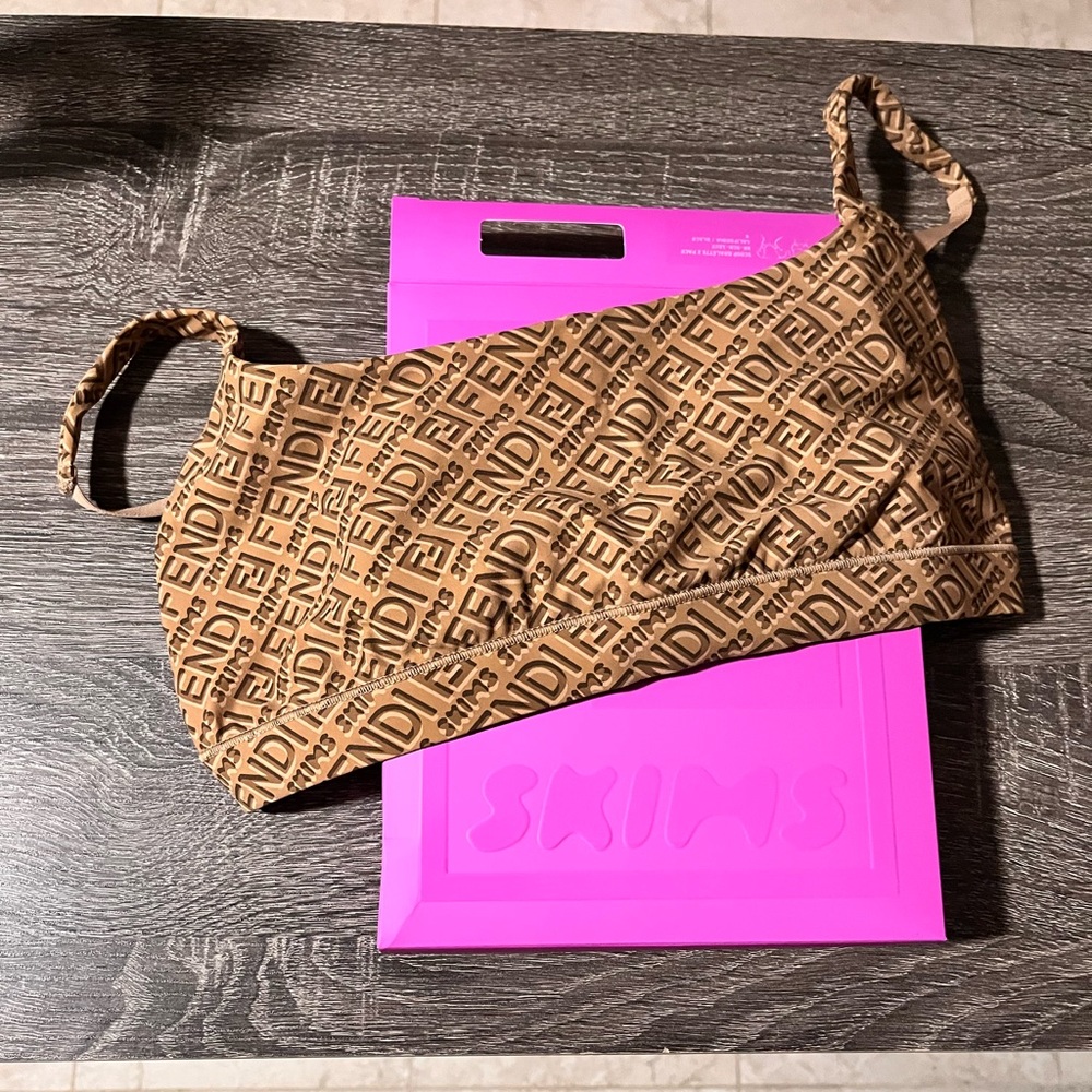 FINAL PRICE NWT Fendi x SKIMS bralette in Tan SMALL